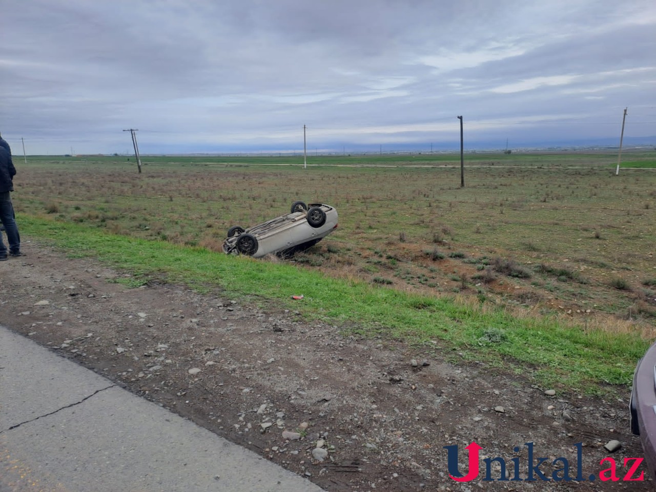 Göygöldə maşın aşdı - FOTO